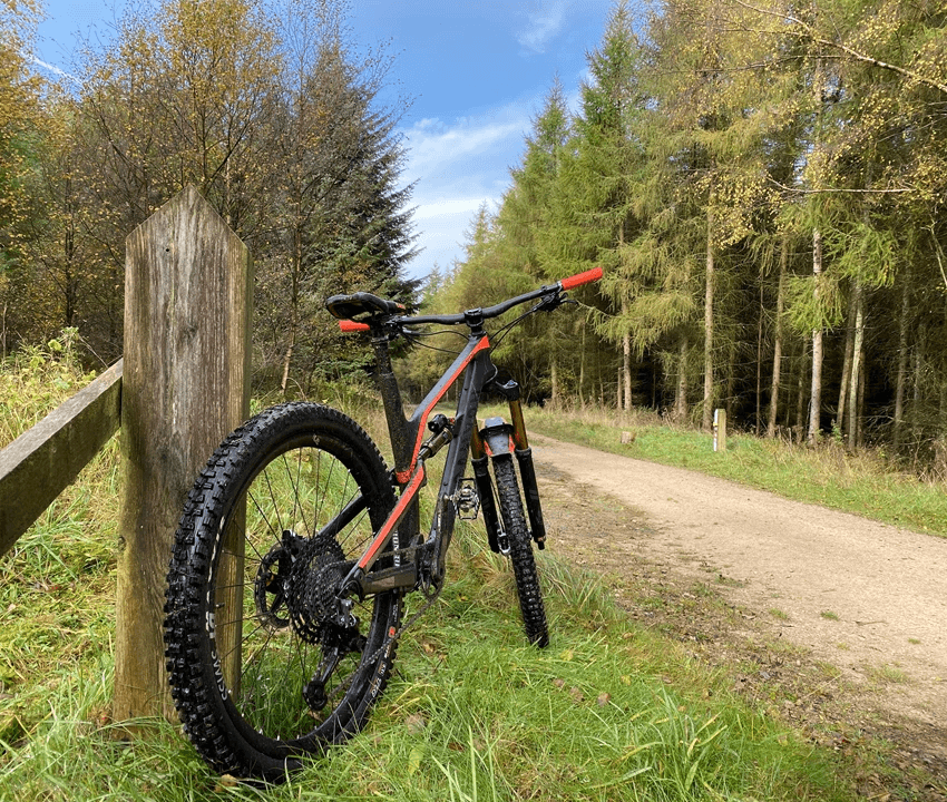 Mountain bike at the dusty trail