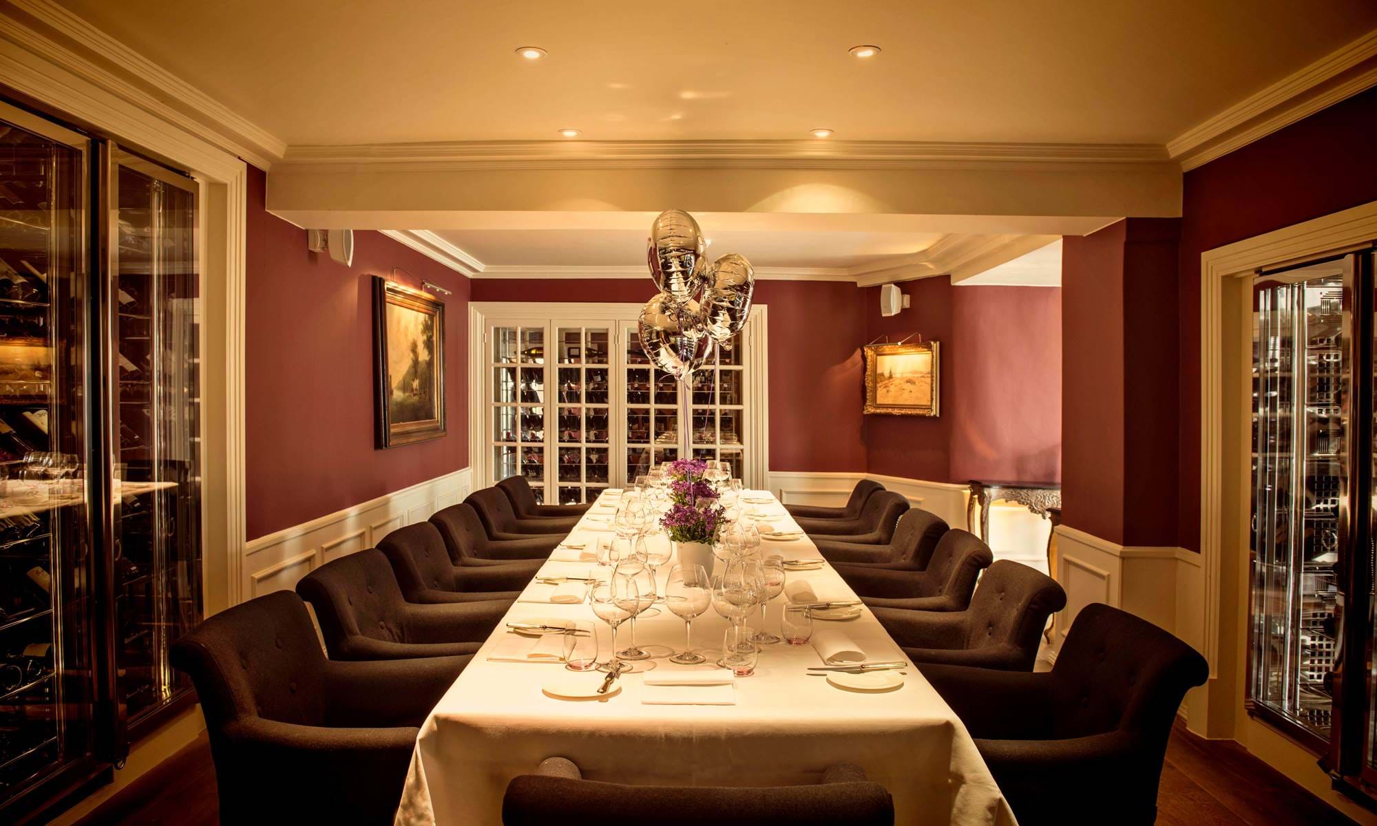 The Dining Room At Chewton Glen Bh25 6qs